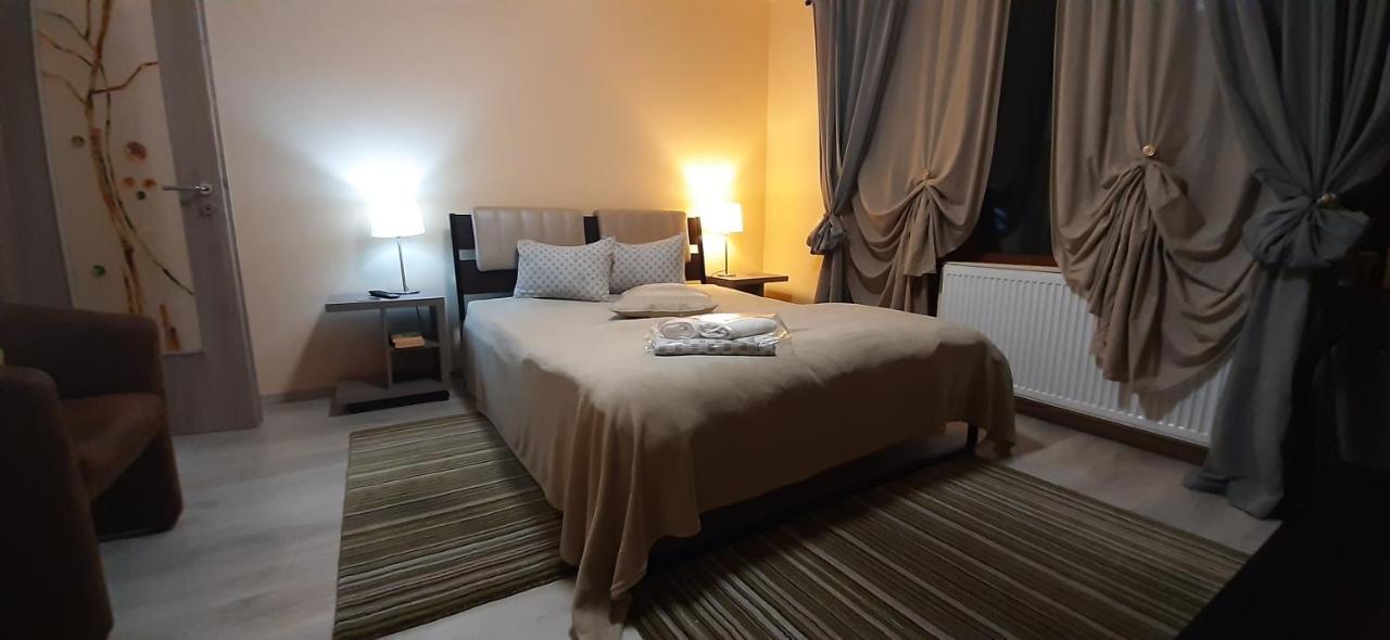 Kalinderu Skier'S Apartament Bellevue Buşteni 外观 照片