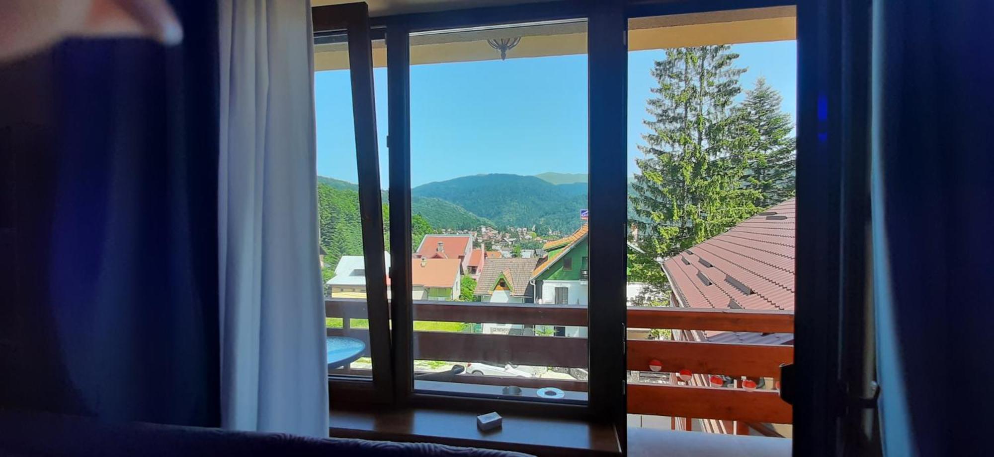 Kalinderu Skier'S Apartament Bellevue Buşteni 客房 照片